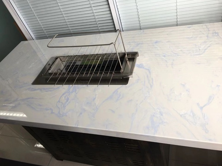 食之秀自動燒烤設備廠提供燒烤店用自動燒烤機、桌椅餐具等整店設備供應