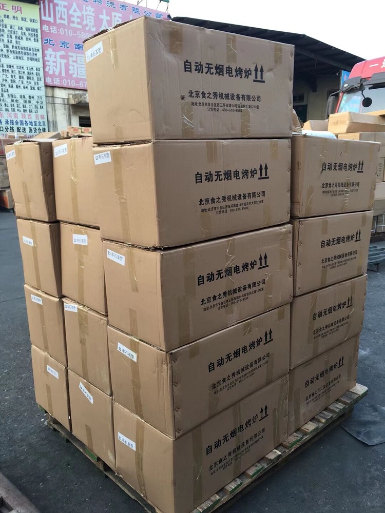 食之秀自動燒烤設備廠提供燒烤店用自動燒烤機、桌椅餐具等整店設備供應 串越時光燒烤加盟店發貨現場