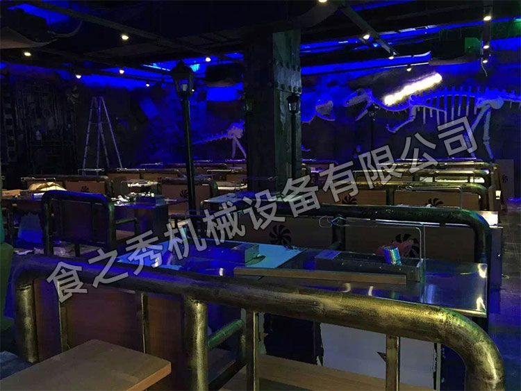 食之秀自動燒烤設(shè)備廠提供燒烤店用自動燒烤機、桌椅餐具等整店設(shè)備供應(yīng) 食之秀自動燒烤設(shè)備廠提供燒烤店用自動燒烤機、桌椅餐具等整店設(shè)備供應(yīng)
