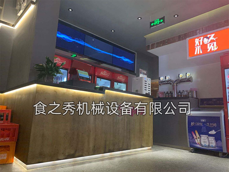 食之秀自動燒烤設備廠提供燒烤店用自動燒烤機、桌椅餐具等整店設備供應