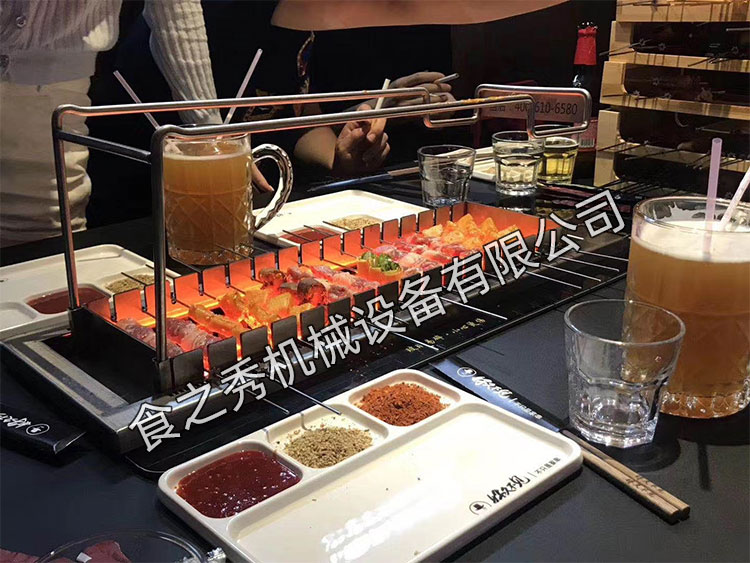 食之秀自動燒烤設備廠提供燒烤店用自動燒烤機、桌椅餐具等整店設備供應