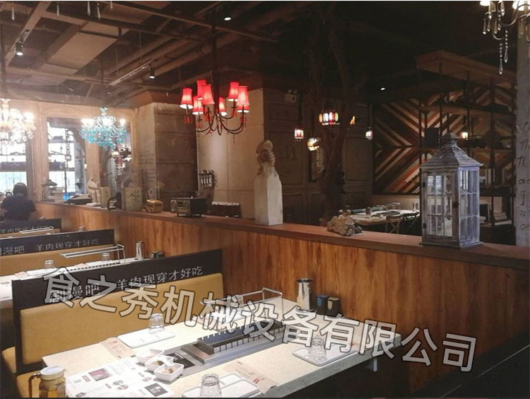 食之秀自動燒烤設備廠提供燒烤店用自動燒烤機、桌椅餐具等整店設備供應