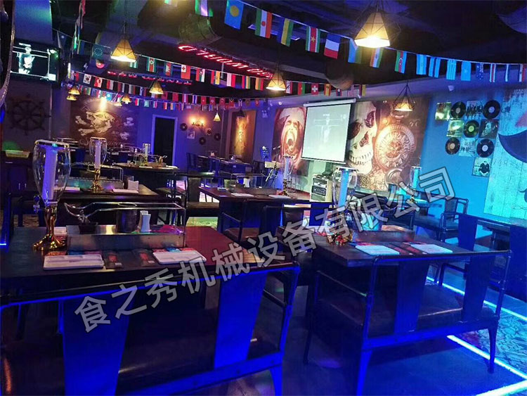 食之秀自動燒烤設(shè)備廠提供燒烤店用自動燒烤機、桌椅餐具等整店設(shè)備供應(yīng) 食之秀自動燒烤設(shè)備廠提供燒烤店用自動燒烤機、桌椅餐具等整店設(shè)備供應(yīng)