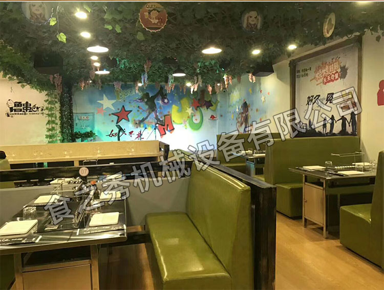 食之秀自動燒烤設備廠提供燒烤店用自動燒烤機、桌椅餐具等整店設備供應