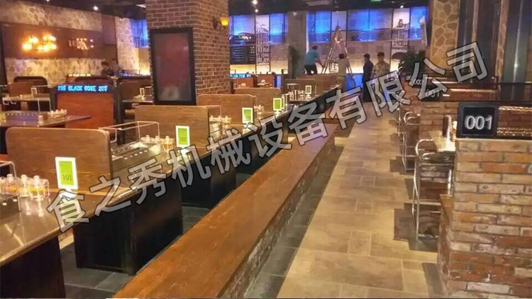 食之秀自動(dòng)燒烤設(shè)備廠提供燒烤店用自動(dòng)燒烤機(jī)、桌椅餐具等整店設(shè)備供應(yīng) 食之秀自動(dòng)燒烤設(shè)備廠提供燒烤店用自動(dòng)燒烤機(jī)、桌椅餐具等整店設(shè)備供應(yīng)