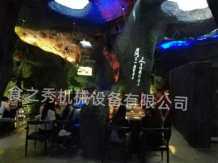 食之秀自動燒烤設備廠提供燒烤店用自動燒烤機、桌椅餐具等整店設備供應 食之秀自動燒烤設備廠提供燒烤店用自動燒烤機、桌椅餐具等整店設備供應