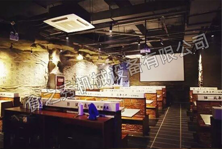 食之秀自動燒烤設備廠提供燒烤店用自動燒烤機、桌椅餐具等整店設備供應