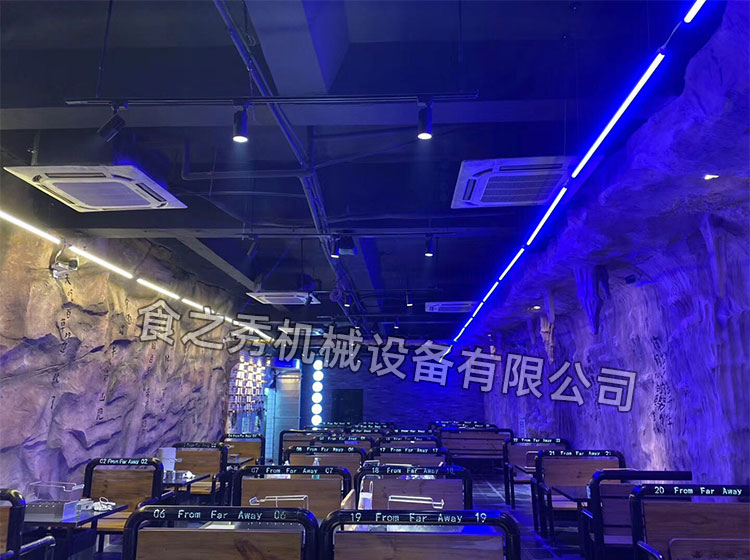 食之秀自動燒烤設備廠提供燒烤店用自動燒烤機、桌椅餐具等整店設備供應